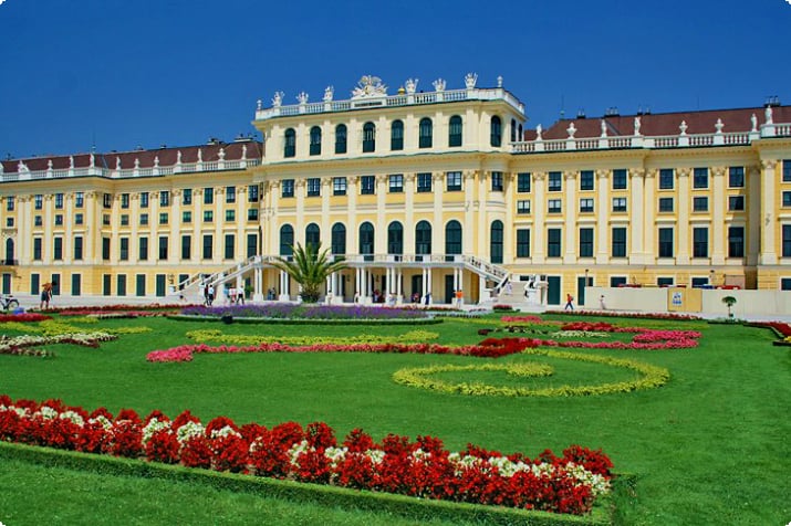 Schloss und Gärten Schönbrunn