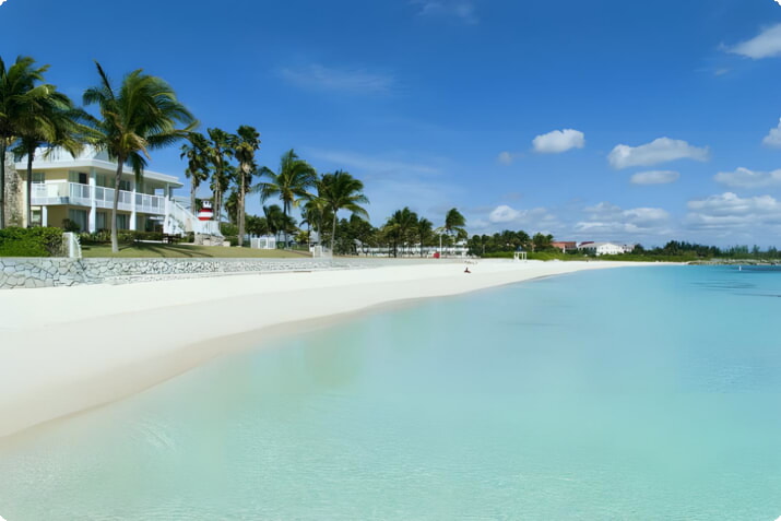 Plaża Lucaya na wyspie Grand Bahama