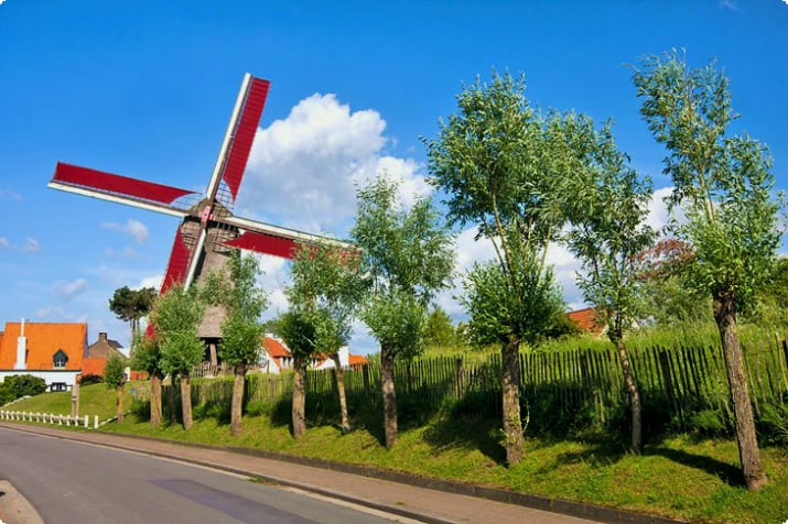 Ветряная мельница в Кнокке, Бельгия