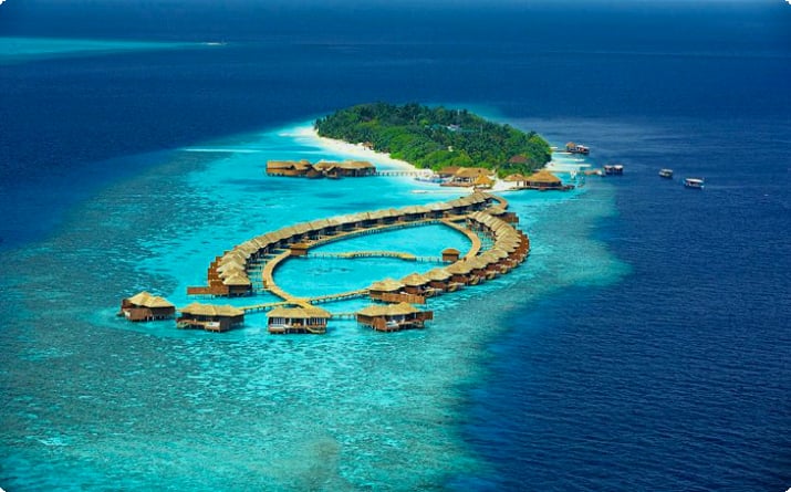 Fotokilde: Lily Beach Resort & Spa, Maldivene