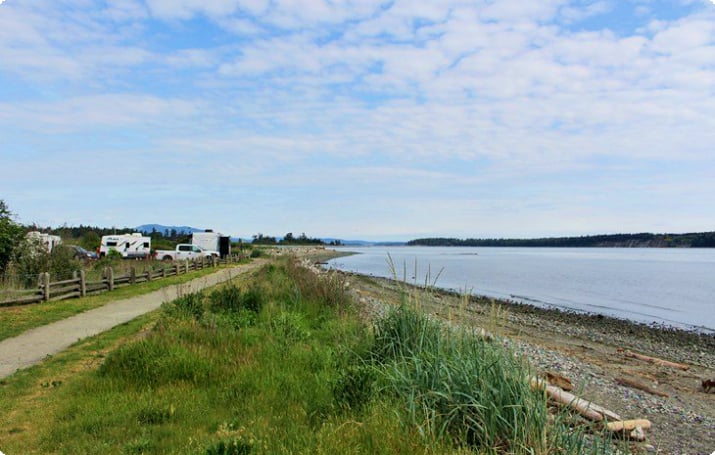 Island View Sahil Bölge Parkı Kamp Alanı
