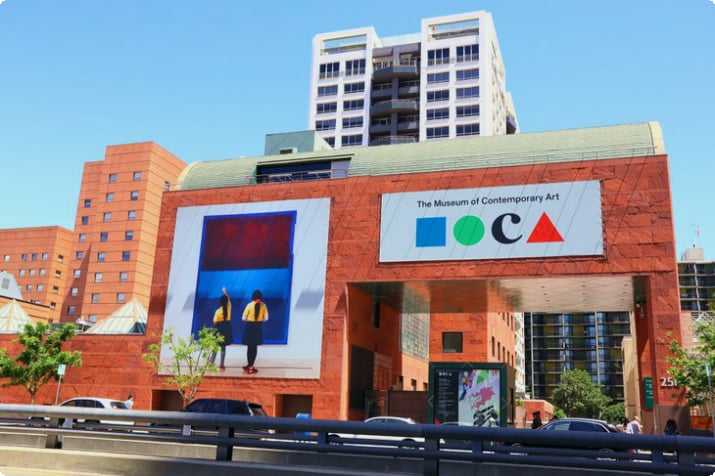 Музей современного искусства (МОСА)