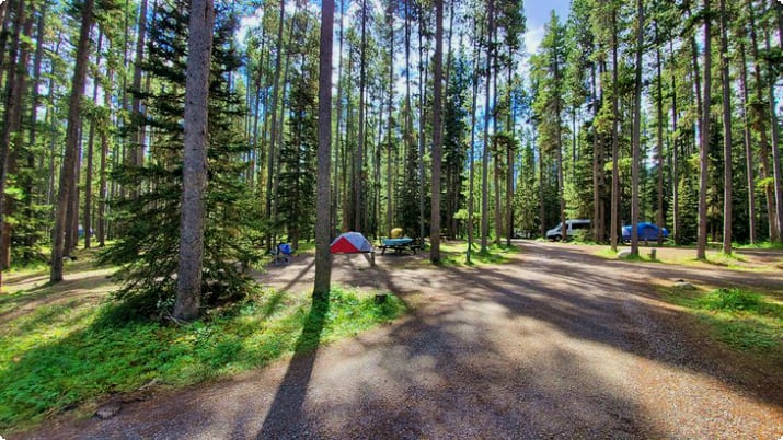 Лагерь для палаток на озере Луиза
