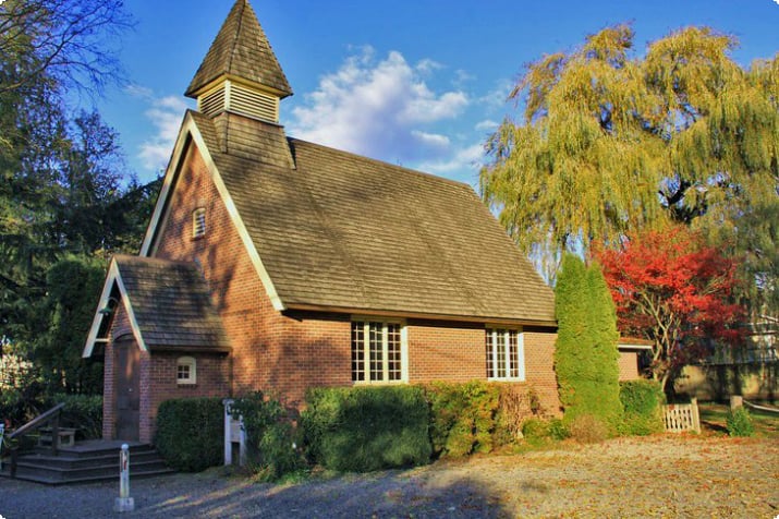 Церковь Клейберн в деревне Клейберн