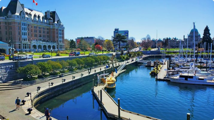 11 лучших городов Британской Колумбии