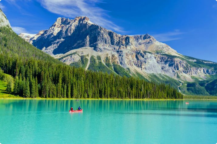 13 озер с самым высоким рейтингом в Британской Колумбии