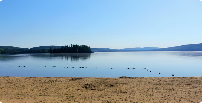 Озеро Двух рек в провинциальном парке Алгонкин