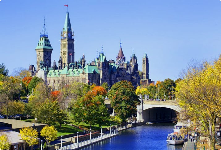El parlamento de Canadá y el canal Rideau