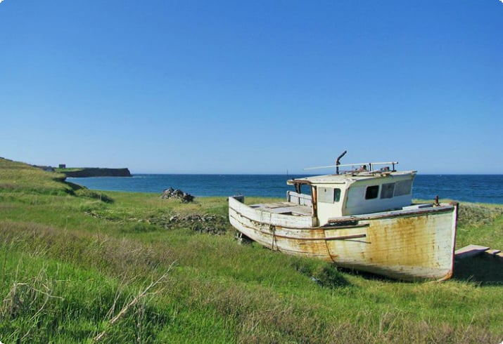 Navio abandonado na Île d'Entrée
