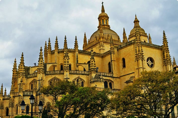 Segovia Katedrali