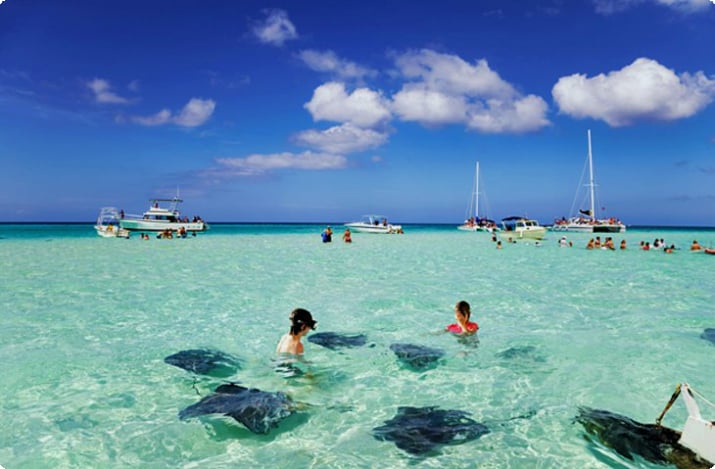 15 самых популярных туристических достопримечательностей на Каймановых островах