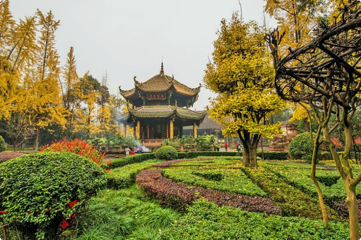 Монастырь Цинъян