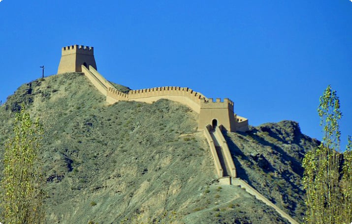 Великая китайская стена на перевале Цзяюгуань