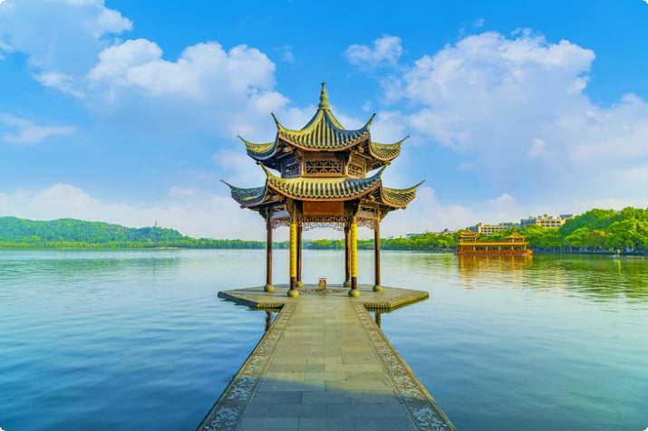 Историческое Западное озеро Ханчжоу