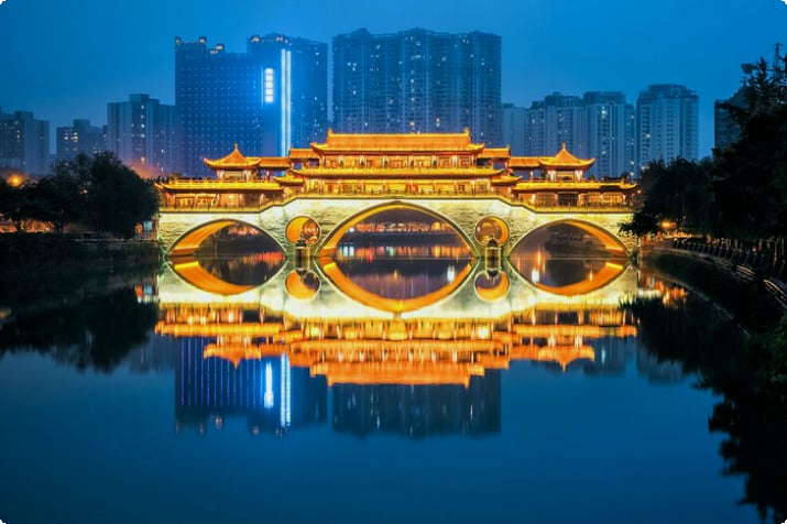 Chengdu'daki Anshun Köprüsü