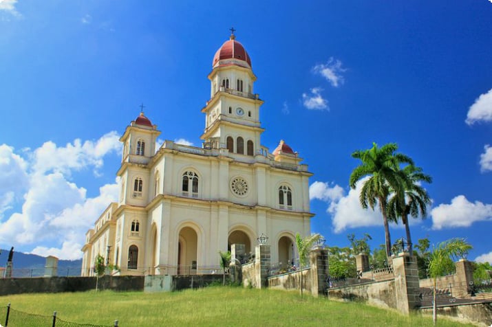 Базилика Нуэстра-Сеньора-де-ла-Каридад-дель-Кобре