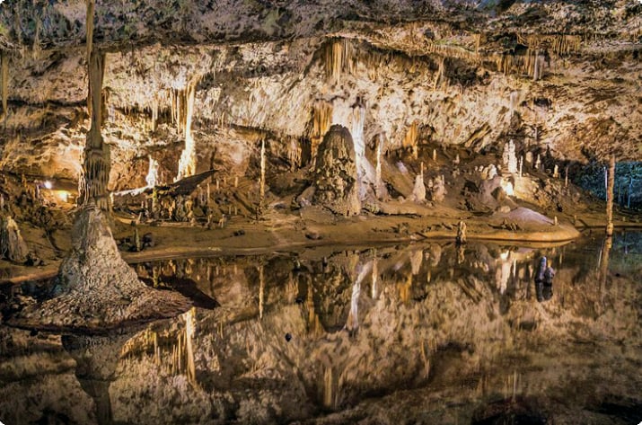Моравский карст и пещеры