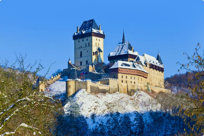 Burg Karlstejn im Winter