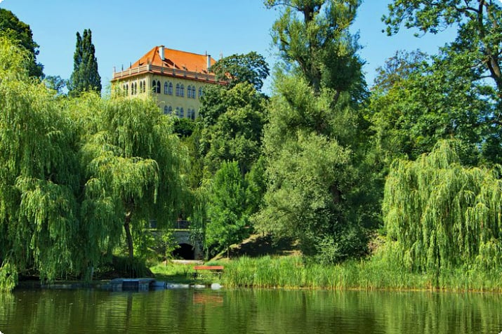 10 лучших парков Праги