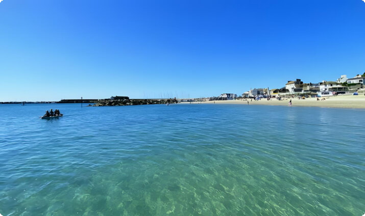 Czyste wody u wybrzeży Lyme Plaża Regis