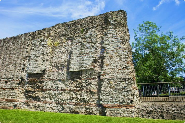 Remnants of the London Wall