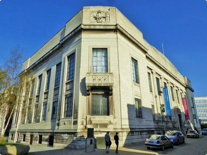 Sheffield Central Library and Graves Art Gallery