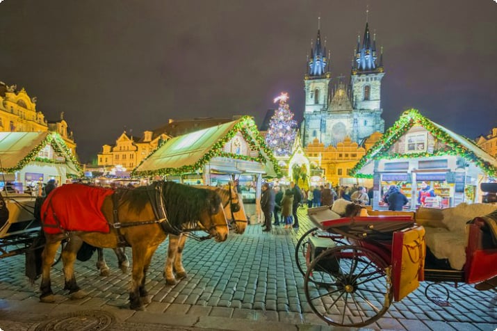 Jul på Old Town Square, Prag, Tjekkiet