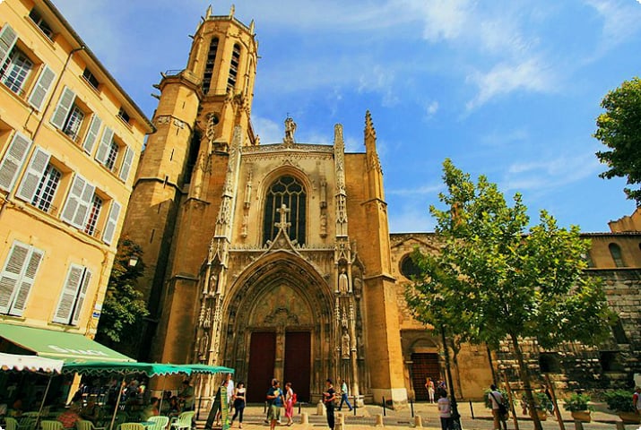 Kathedrale Saint-Sauveur