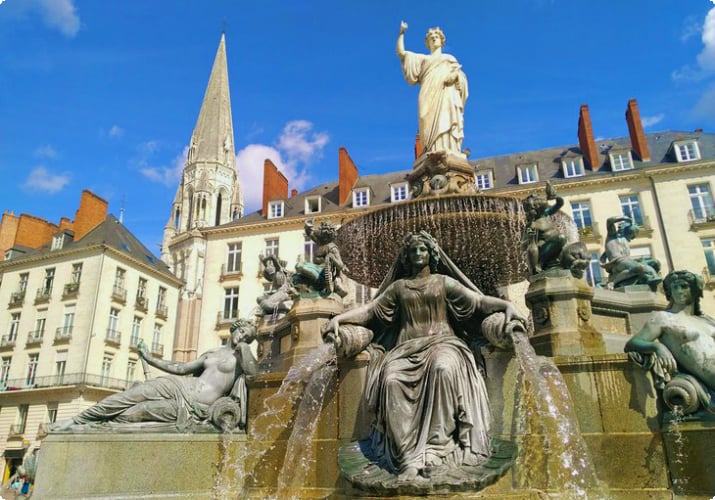 Brunnen auf der Place Royale in Nantes, Frankreich