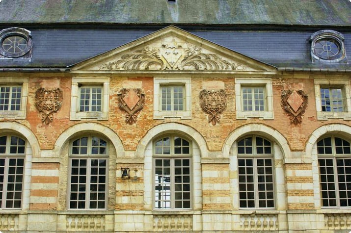 Einzelheiten des Château de Saint-Fargeau