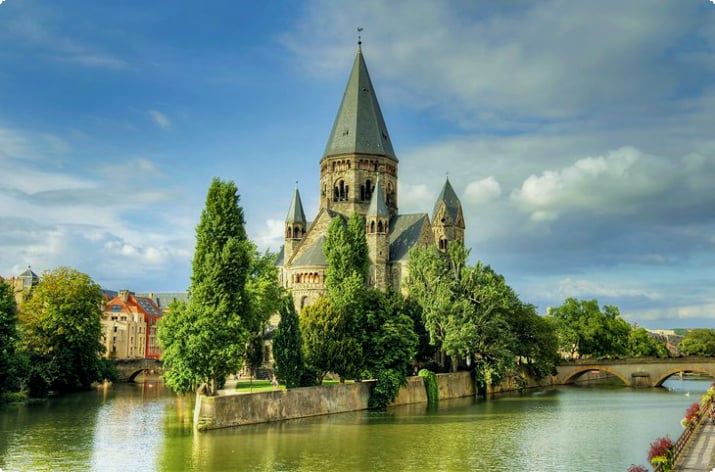 12 Top-bewertete Sehenswürdigkeiten in Metz & einfache Tagesausflüge