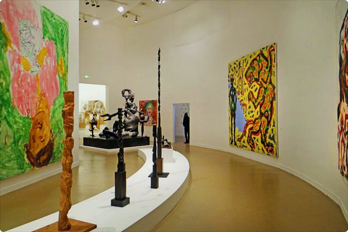 Музей современного искусства города Париж