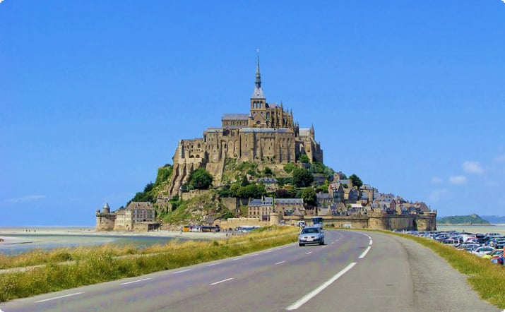 Von Paris zum Mont Saint-Michel: 4 beste Anreisemöglichkeiten