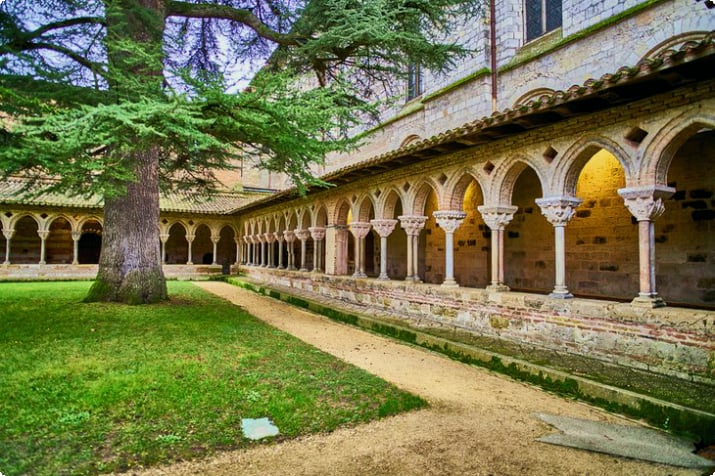 Il chiostro dell'abbazia di Moissac