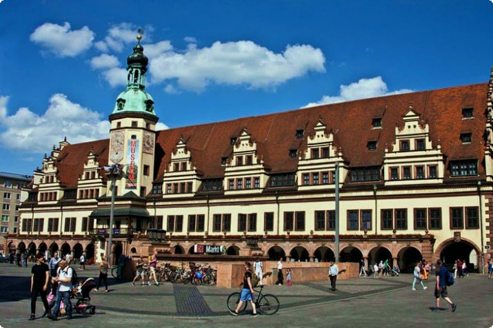 Рыночная площадь и Старая ратуша