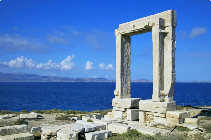 Храм Аполлона на острове Наксос