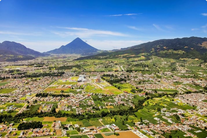 Quetzaltenango'nun havadan görünümü