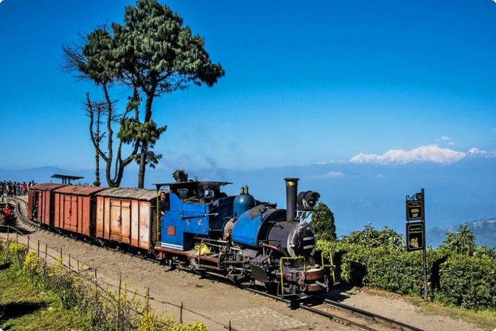 Дарджилингская Гималайская железная дорога