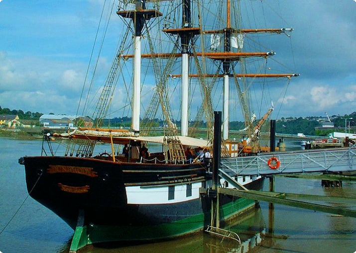 SS Dunbrody Kıtlık Gemisi - Yeni Ross