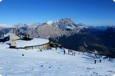13 горнолыжных курортов с самым высоким рейтингом в Италии, 2023 г.