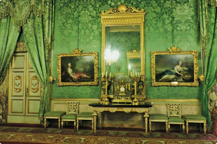 Зеленая комната, Королевские апартаменты