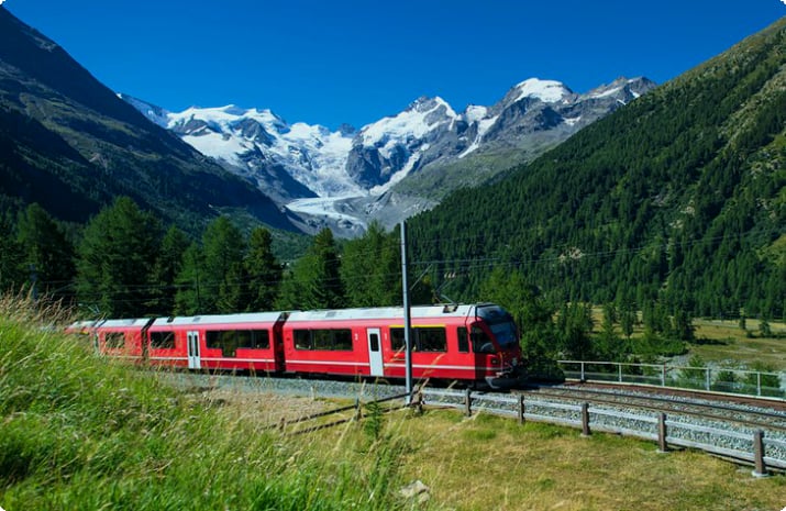 Bernina Express a St. Moritz