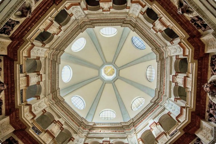Купол Санта-Мария-Прессо-Сан-Сатиро