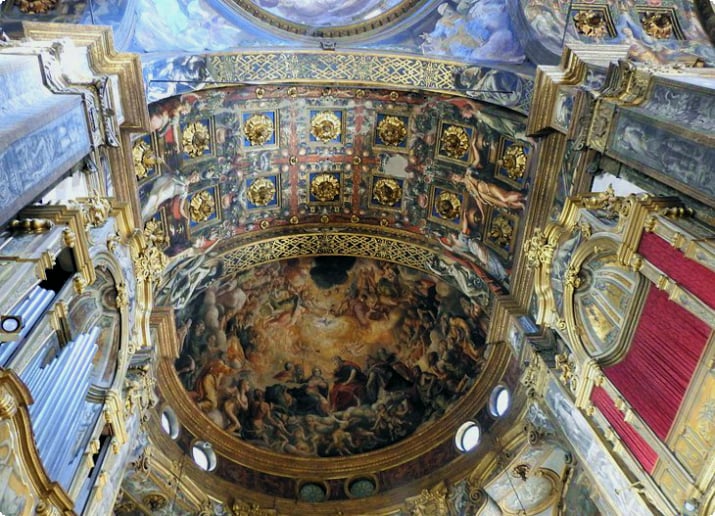 Santa Maria della Steccata Tapınağı