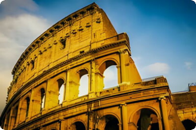 Vierailu Colosseumilla: kohokohtia, vinkkejä ja kiertoajeluja