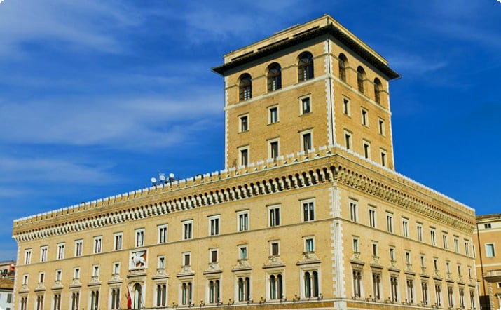 ヴェネツィア宮殿