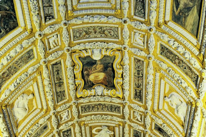 Scala d'Oro Потолок