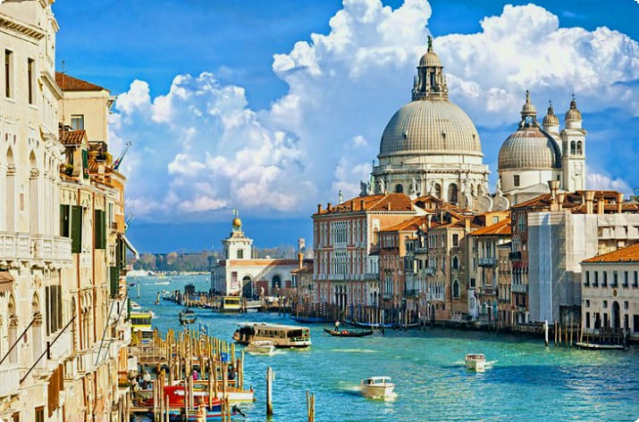 Изучение Гранд-канала в Венеции: 20 главных достопримечательностей