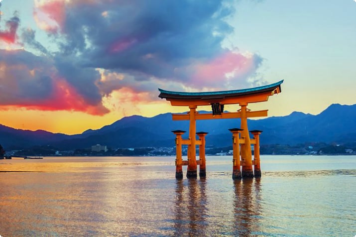 21 туристическая достопримечательность Японии с самым высоким рейтингом