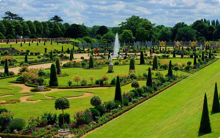 Die königlichen Gärten